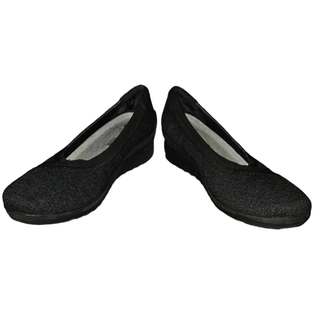 Cloudsteppers By Clarks Soft Cushion Memory Foam Wedge Heels